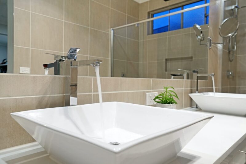 bathroom2